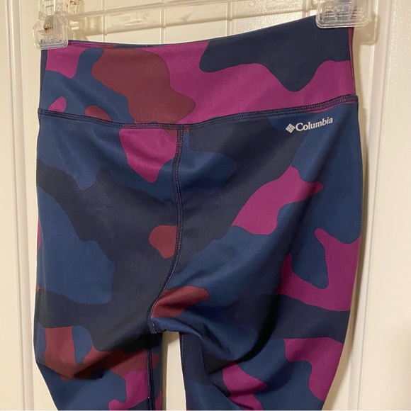 Like New Columbia Camo Leggings - Picture 8 of 13